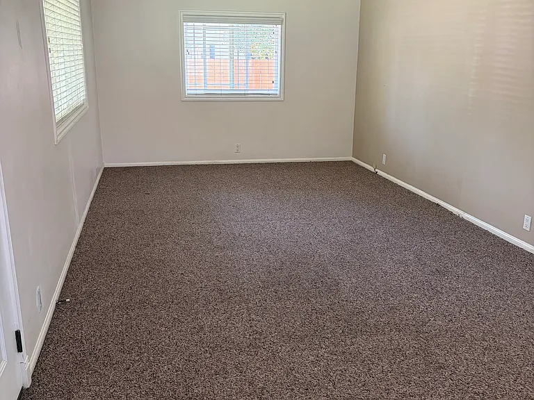 414 E Lime Ave — Photo 3