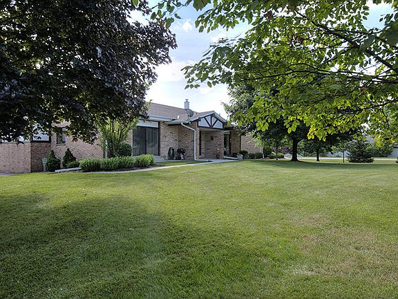 3rd image of W53N115 McKinley Ct