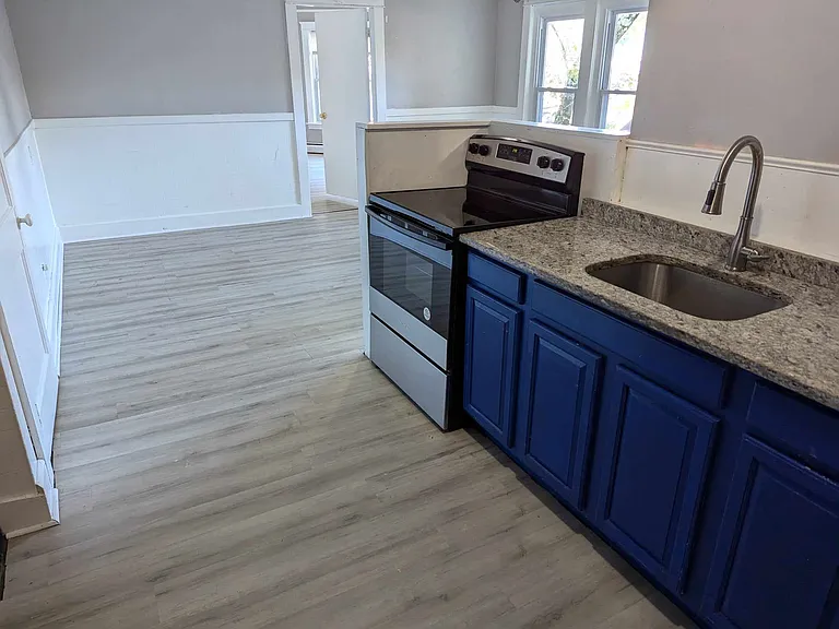 101 Mechanic St #2R — Photo 9