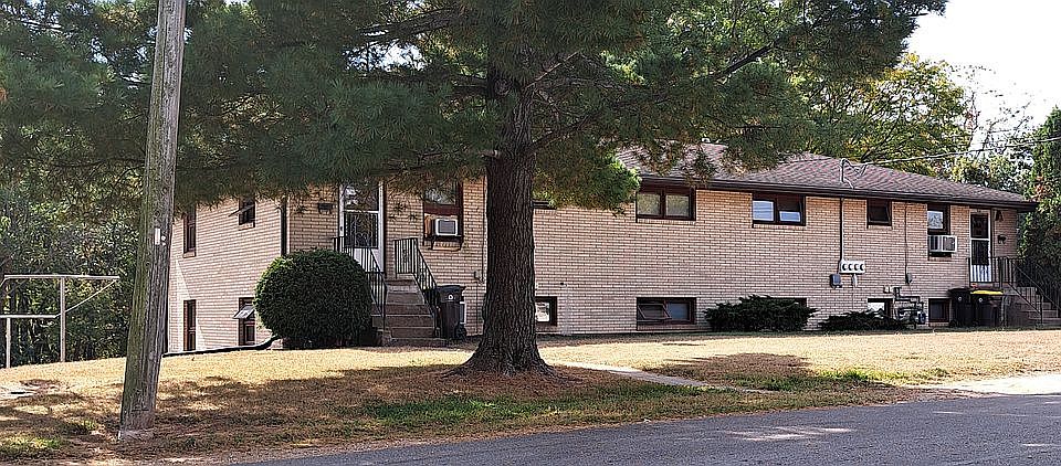 4 Plex - 410, 412, 414, 416 