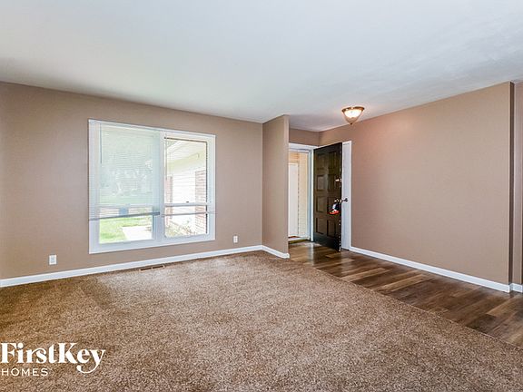 3rd image of 3440 Greenway Chase Dr