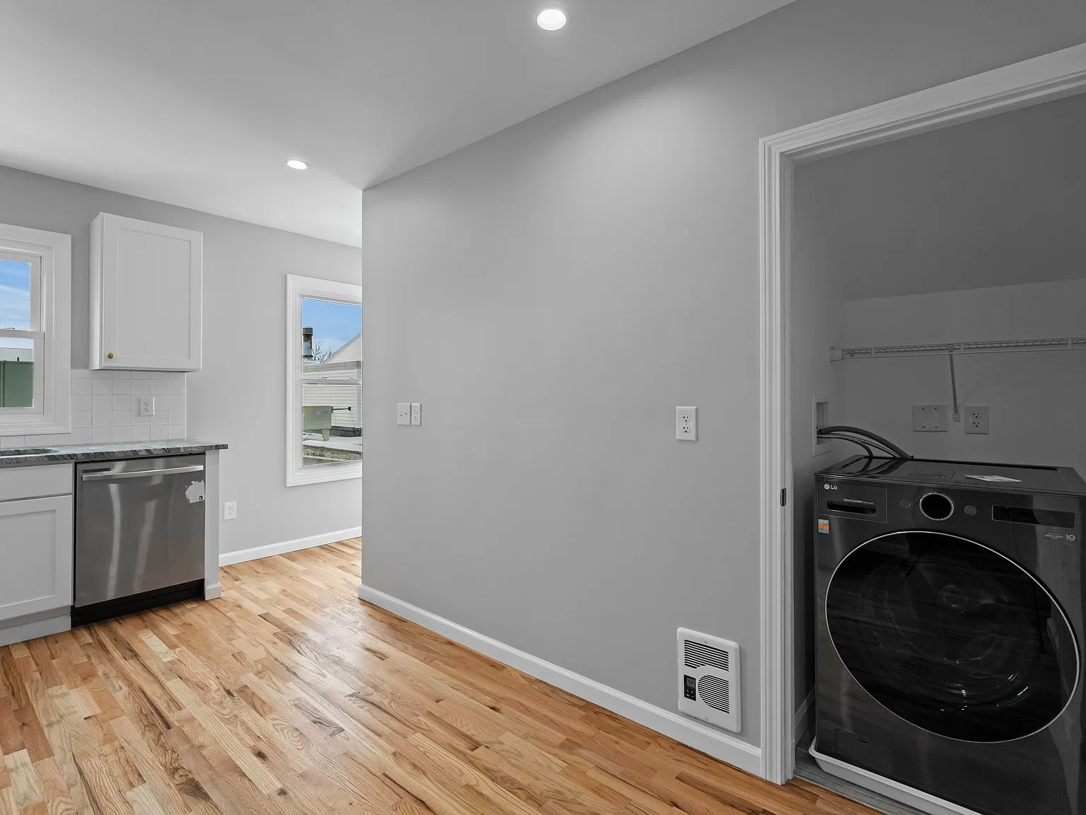 1 bed, 600 sqft, $1,500 — Photo 3