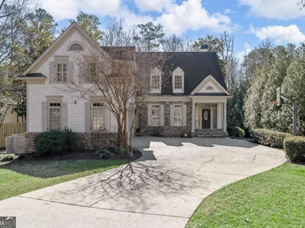 4565 Club Dr NE, Atlanta, GA 30319