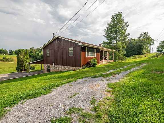 3rd image of 4635 Warrensburg Rd