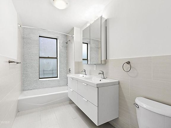 4th image of 811 Walton Ave APT 26B