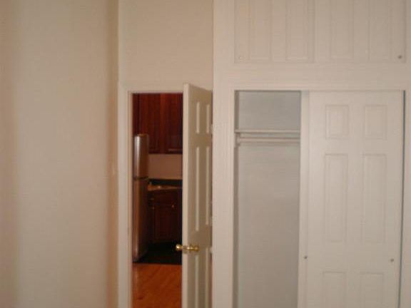 2nd image of 70 W 106th St APT 3B