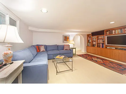 Sold by Corcoran | media 22