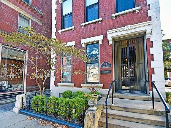 2nd image of 815 Elm St APT C