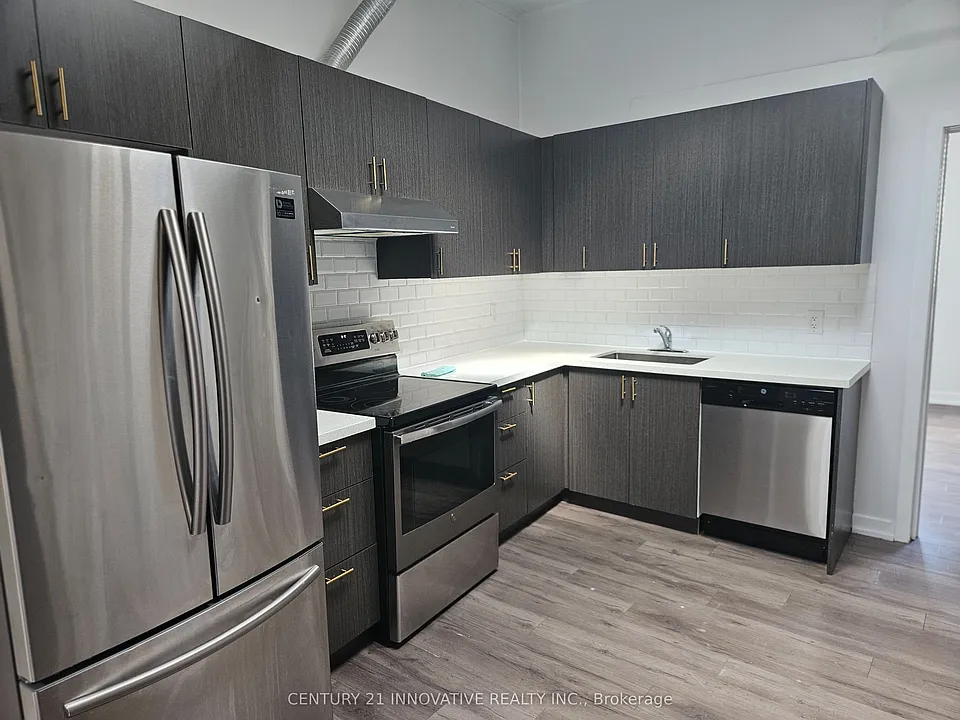 75 Main St N #102