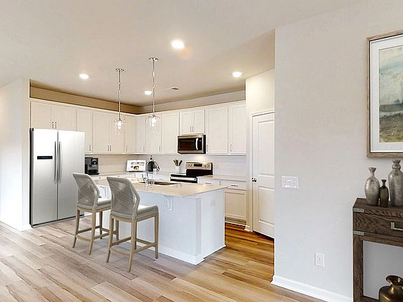 Tea Farm - Hartwell Interior Image 2