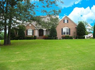 222 Bellemeade Dr, Lexington, TN 38351