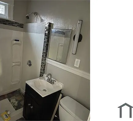 2 bed, 750 sqft, $1,900 — Photo 1
