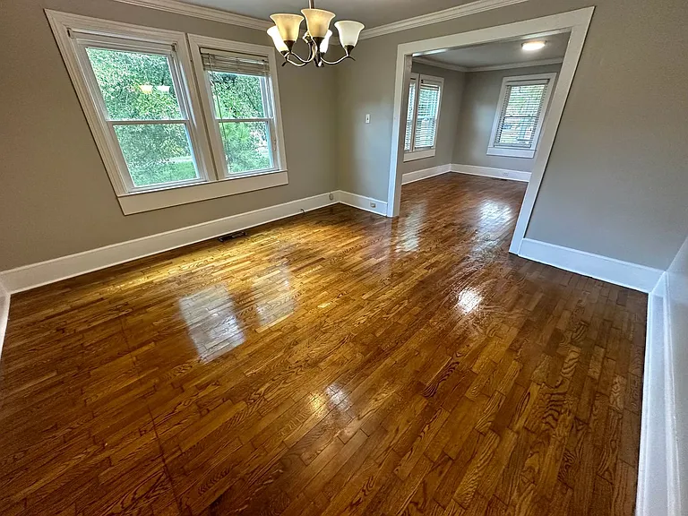 517 Burnett Ferry Rd SW — Photo 4