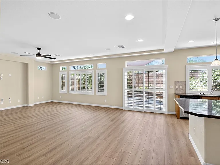 9735 Panther Hollow St — Photo 9