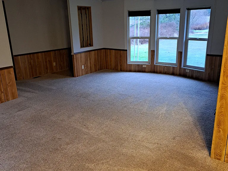 1833 Hastie Lake Rd — Photo 5