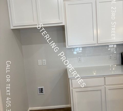 5th image of 9741 SW 23rd St