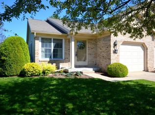 1464 Hampton Cir, Goshen, IN 46526