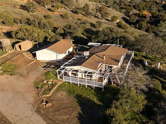 2nd image of 967 Bodfish Canyon Rd