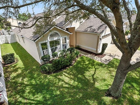 2nd image of 2707 Heron Landing Ct