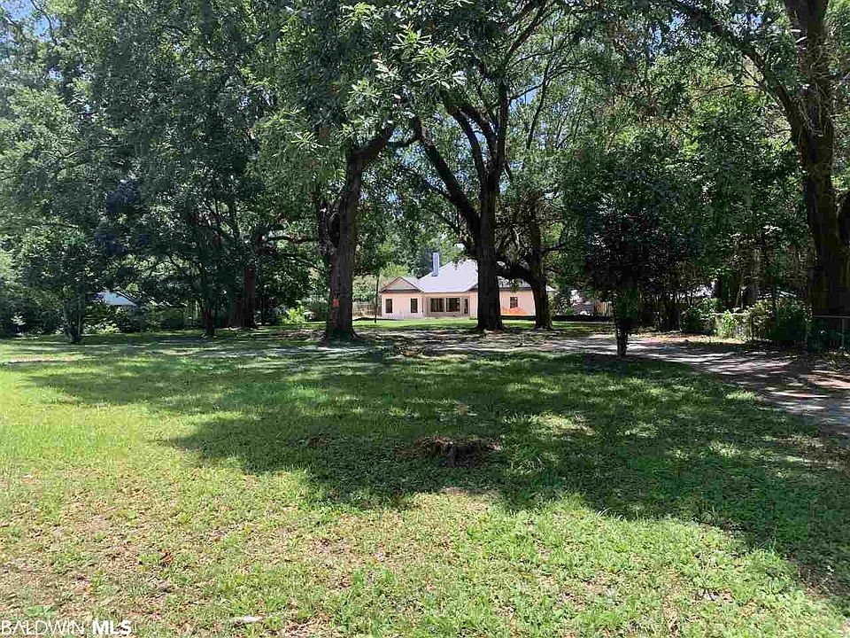 2nd image of 515 Horton Ln