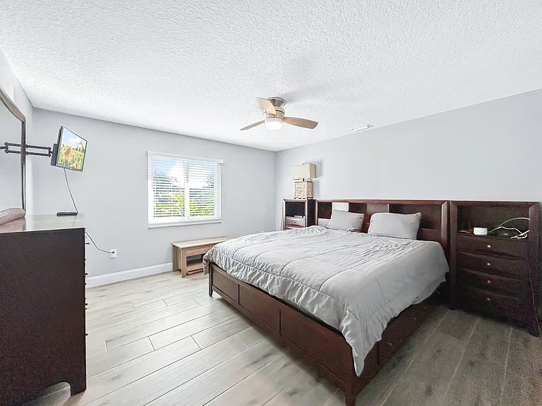 3033 Pineview Dr — Photo 22