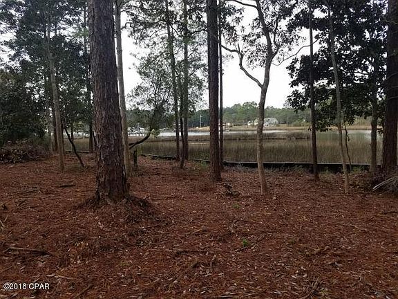 3rd image of 518 Mills Ln
