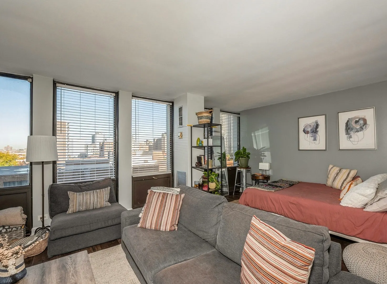 Studio, $1,950 — Photo 4