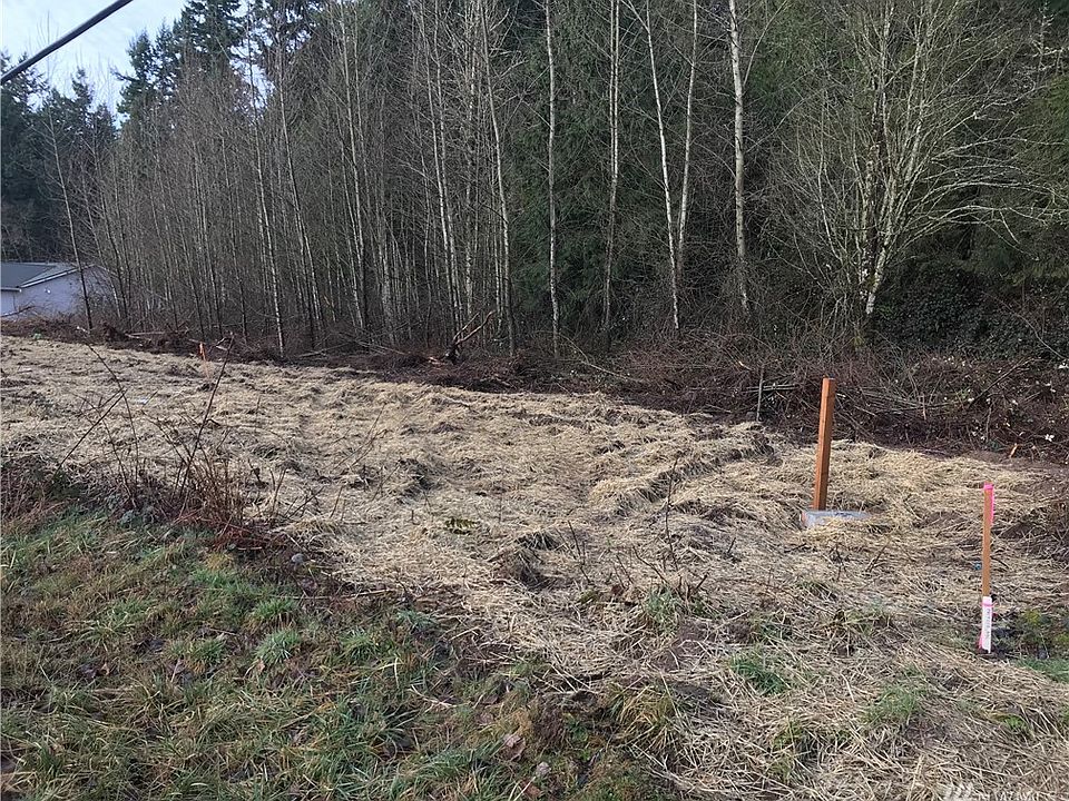 2nd image of 9920 Angeline Rd E
