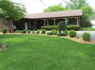 9683 E 8000n Rd, Grant Park, IL 60940