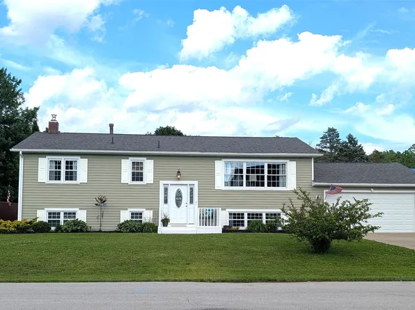 104 Sherwood Dr, Edinboro, PA 16412