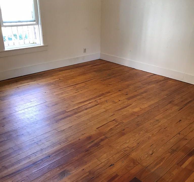 2nd image of 13 Royce St #4
