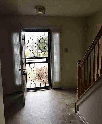 3rd image of 453 W Harvest Ln