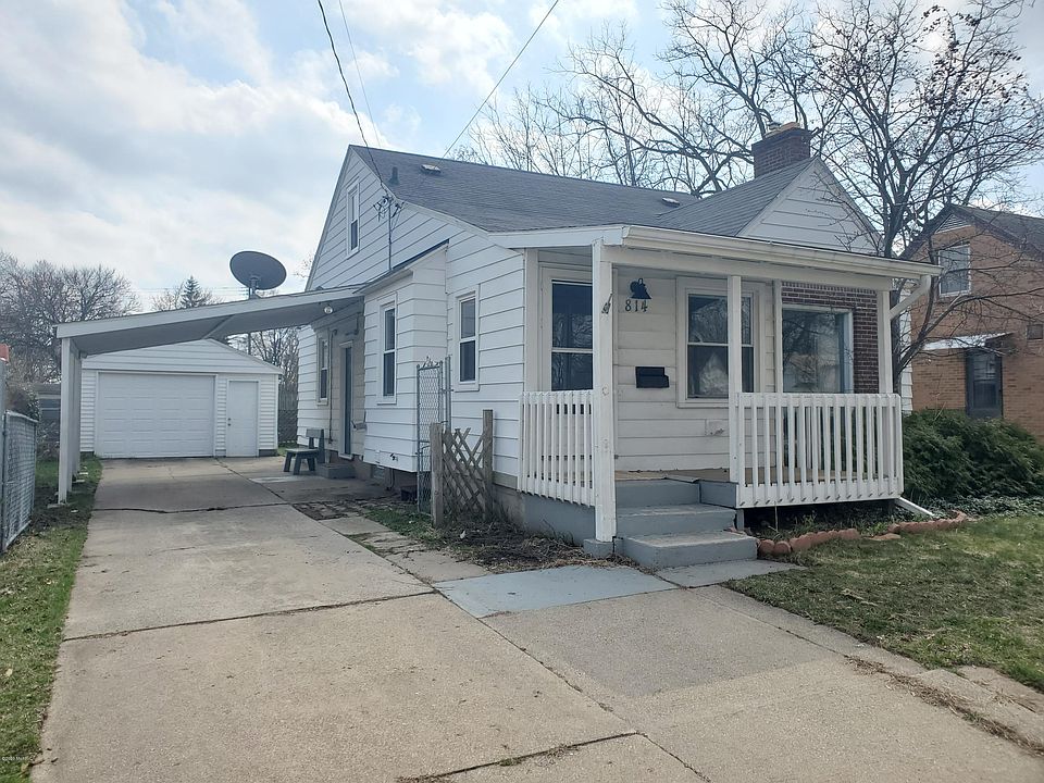 1st image of 814 Sylvia St NW