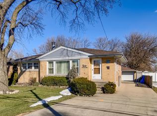 2627 Landen Dr, Melrose Park, IL