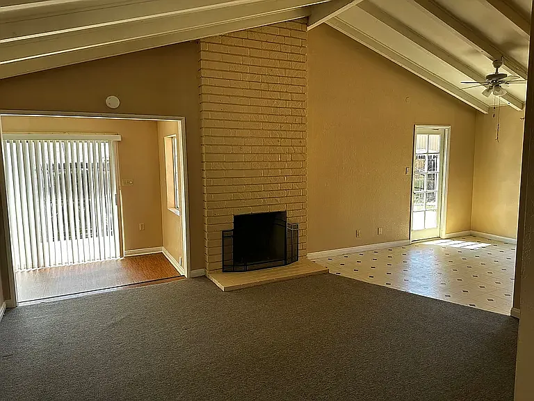 2979 Berkeley Rd — Photo 33