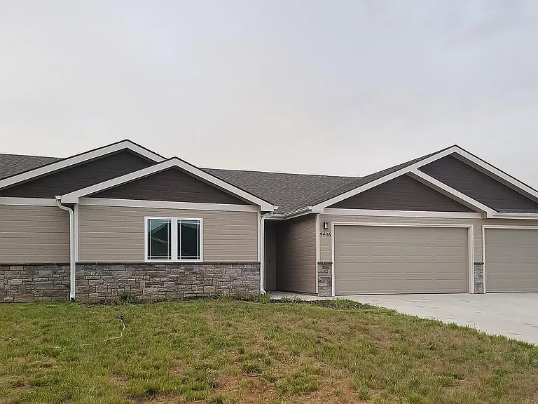 5406 Haddon Ct — Photo 1