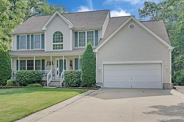1st image of 194 Royal Oaks Dr