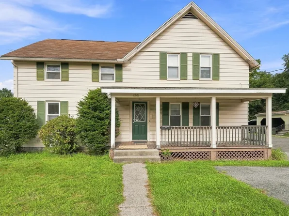 255 Center St, Ludlow, MA 01056