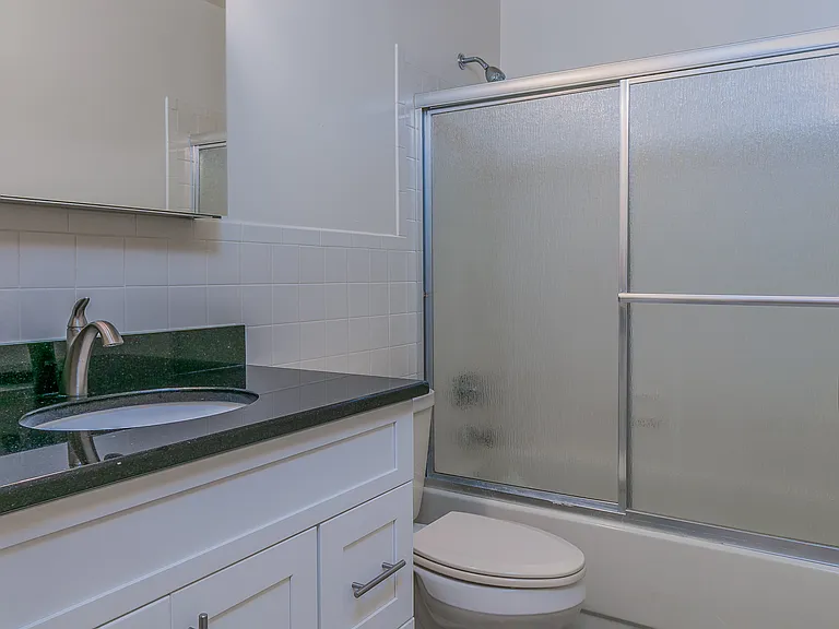 Rustic Ridge Apartments — Photo 16