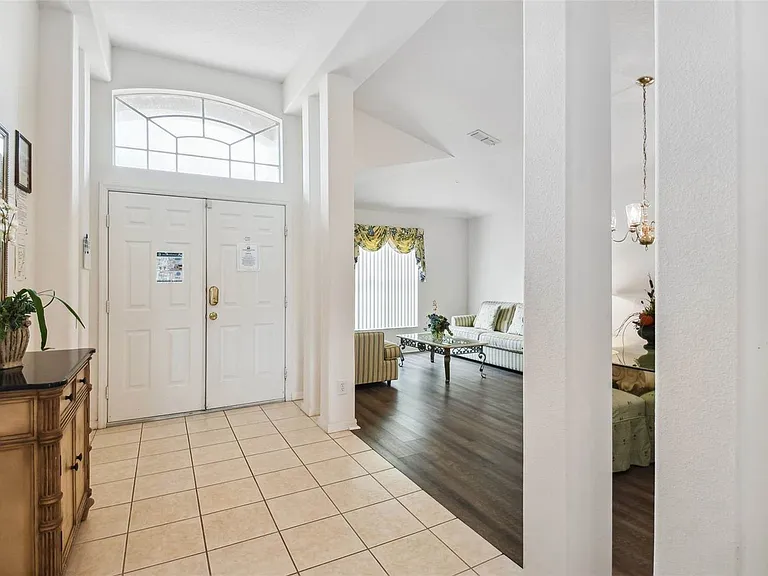 640 Chadbury Way — Photo 40