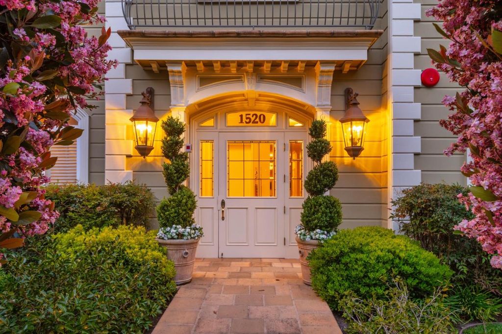 Home at Burlingame Country Club