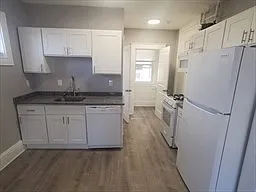 738 Washington St #30 — Photo 2
