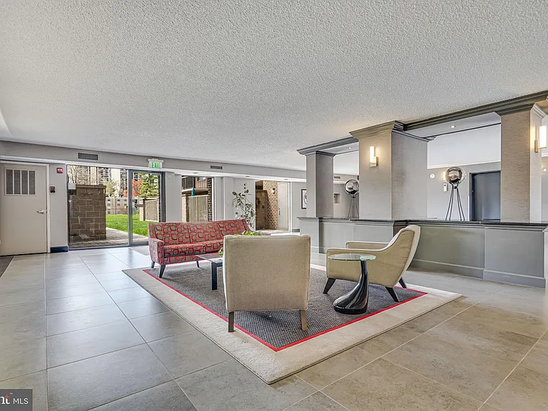 200 N Pickett St #214 — Photo 23