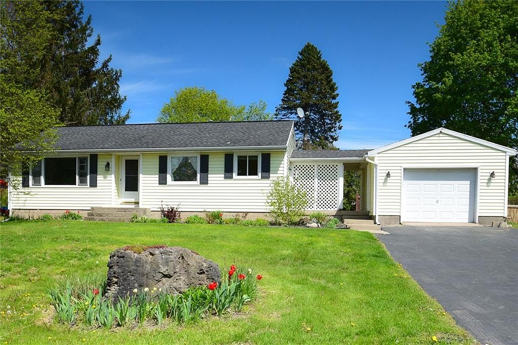 21 Sunnyside Ln, North Chili, NY 14514 Zillow