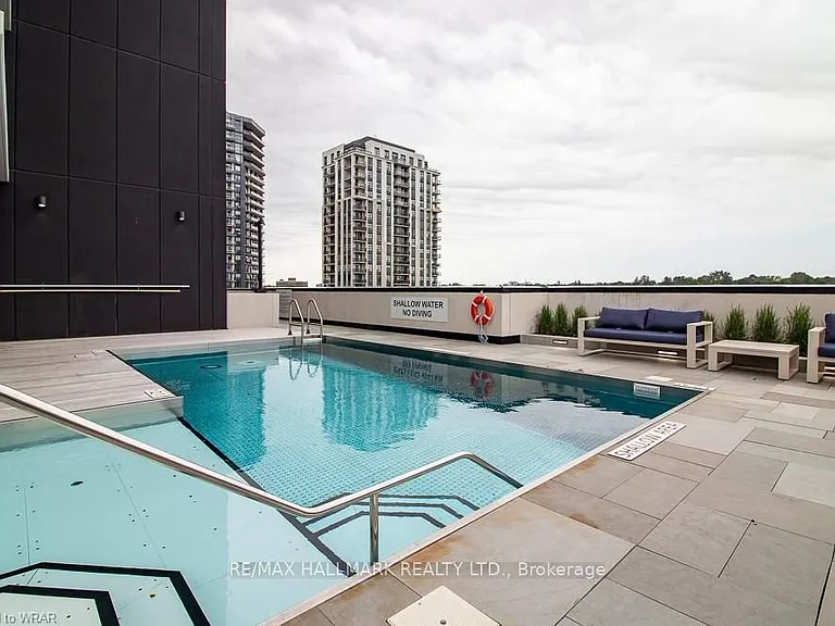 181 King St S #1009 — Photo 23