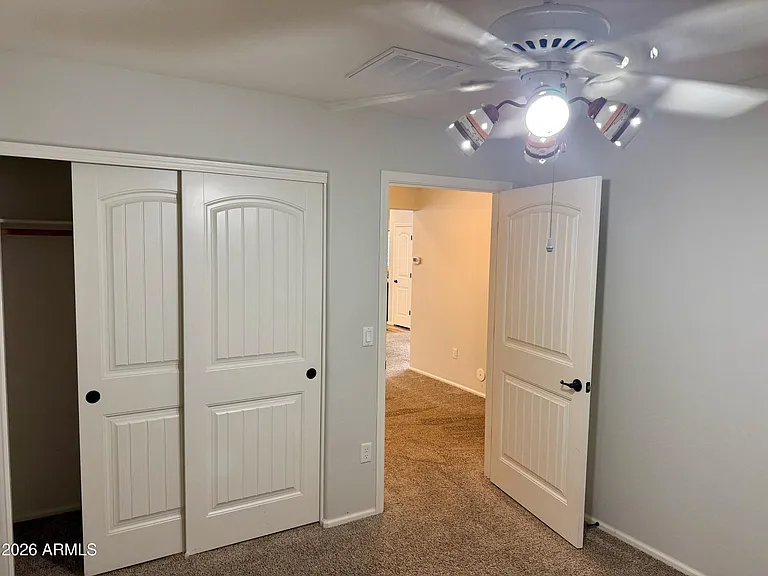 2122 E Cloud Rd — Photo 9