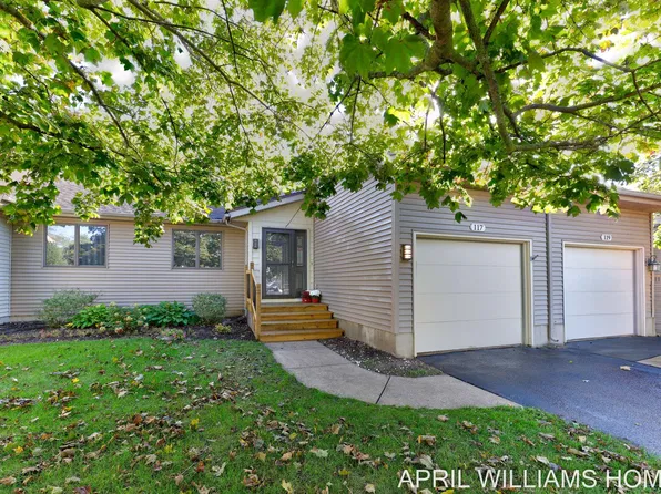 117 Shoreline Rd, Holland, MI 49424