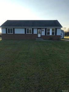 7511 State Rd, Lakeport, MI, 48059