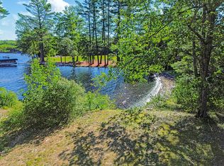 41 Milkweed Ln, Sidney, ME 04330