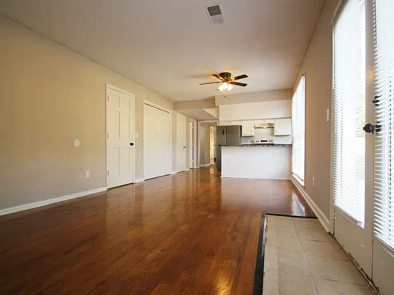 4525 Fox Creek Dr — Photo 23